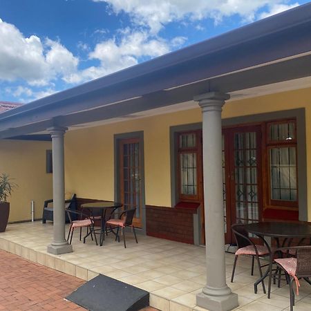 Madlula'S Guesthouse Pietermaritzburg Ngoại thất bức ảnh