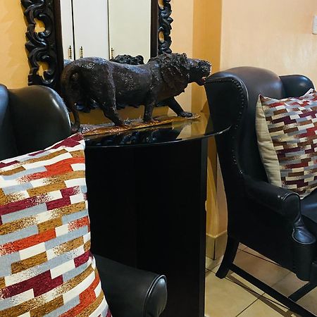 Madlula'S Guesthouse Pietermaritzburg Ngoại thất bức ảnh