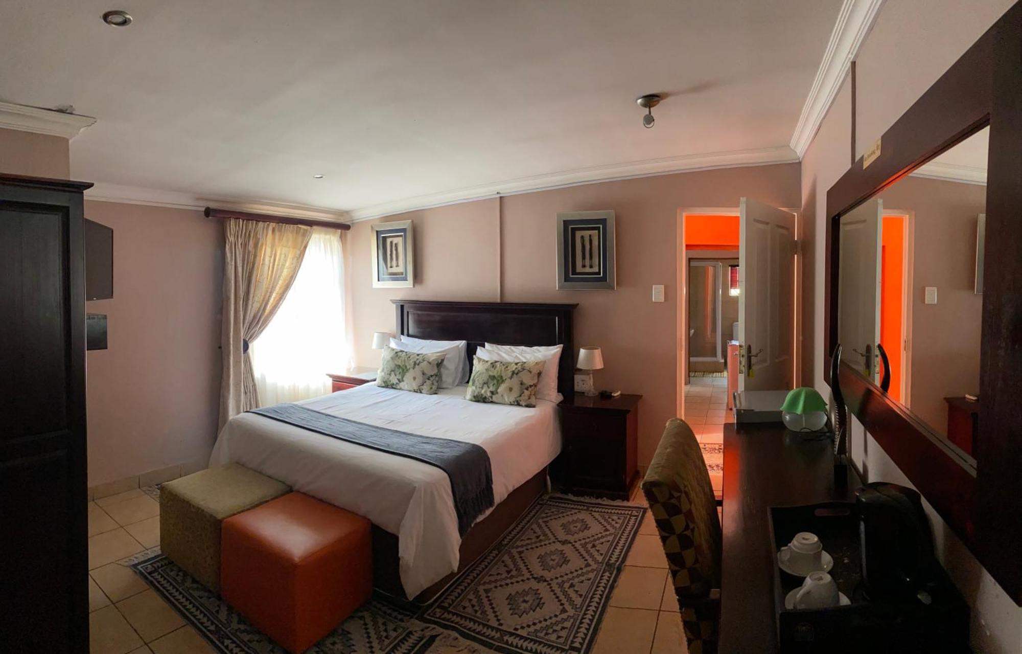 Madlula'S Guesthouse Pietermaritzburg Ngoại thất bức ảnh