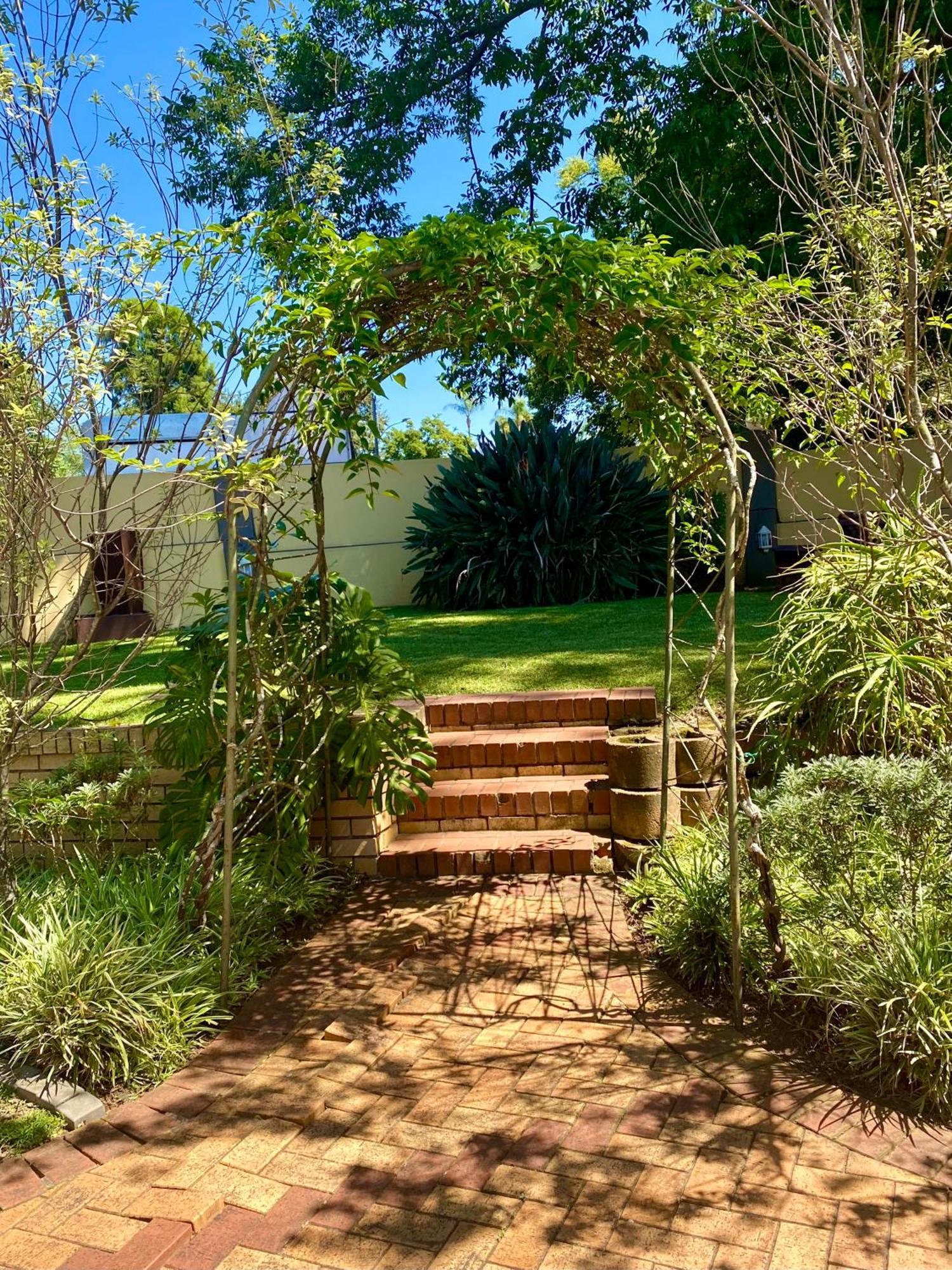 Madlula'S Guesthouse Pietermaritzburg Ngoại thất bức ảnh