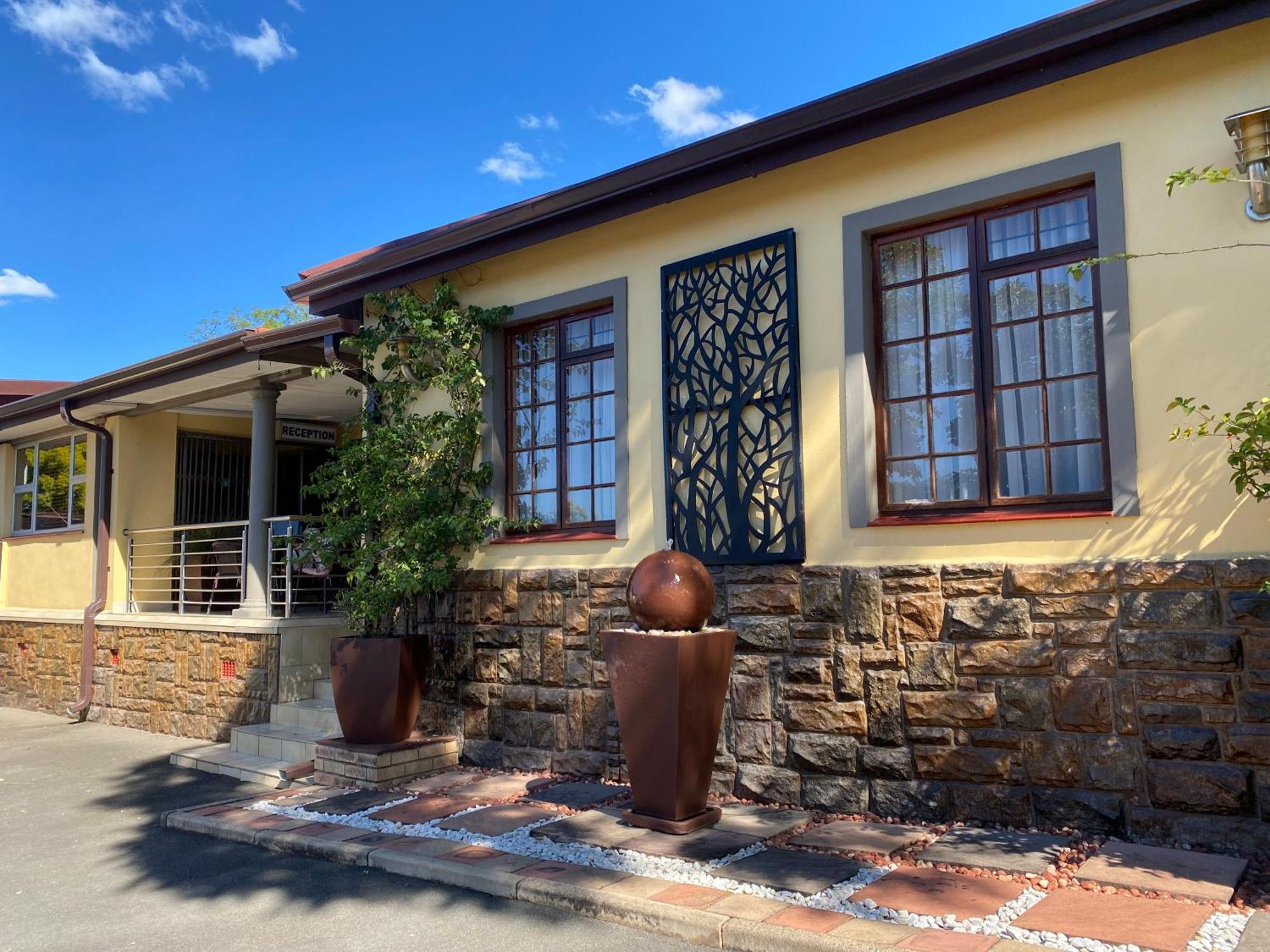 Madlula'S Guesthouse Pietermaritzburg Ngoại thất bức ảnh