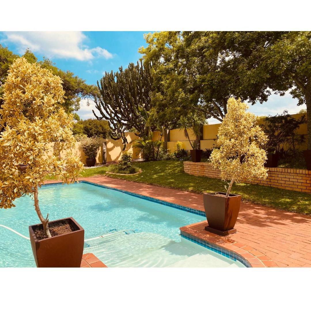 Madlula'S Guesthouse Pietermaritzburg Ngoại thất bức ảnh