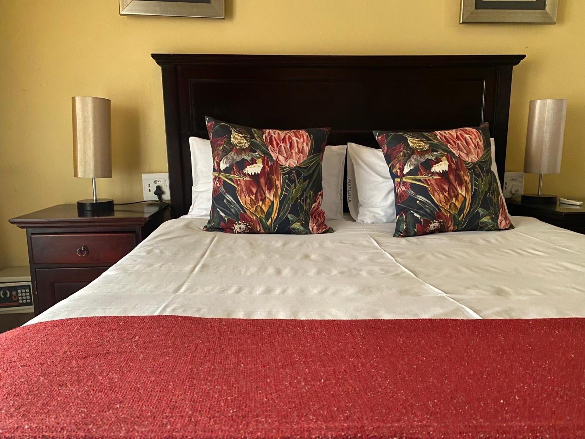 Madlula'S Guesthouse Pietermaritzburg Ngoại thất bức ảnh