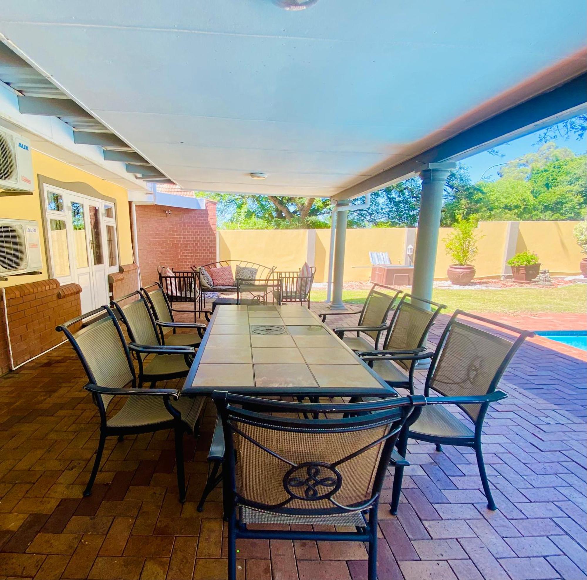 Madlula'S Guesthouse Pietermaritzburg Ngoại thất bức ảnh